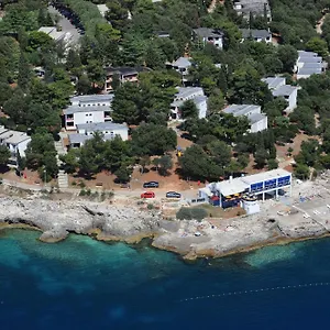 Feriested Horizont, Pula