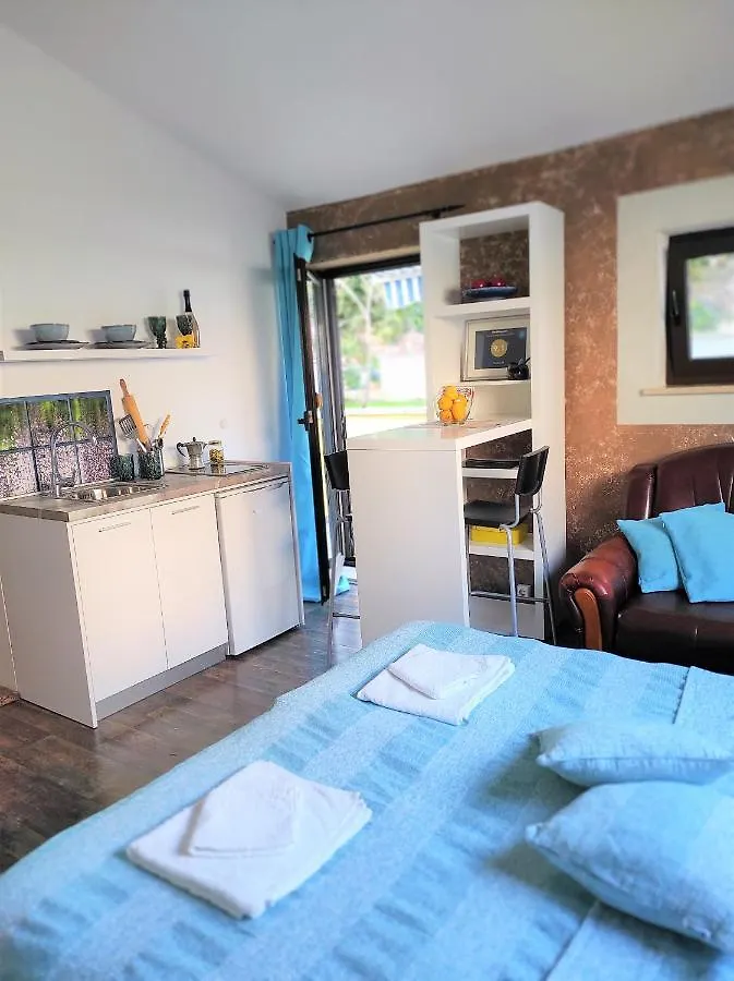 Studio Oliva - Free Parking Apartment Pula