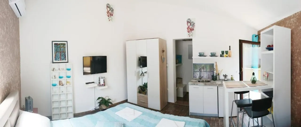 Studio Oliva - Free Parking Apartment Pula Croatia